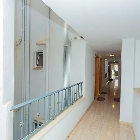 Viktoryia Apartment Torrevieja